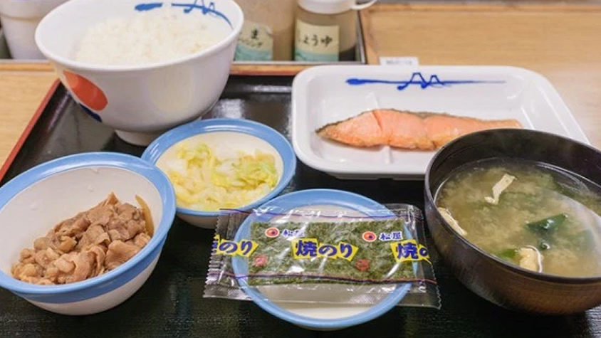 &nbspSurvey suggests that almost 40 percent of Japanese men are reluctant to eat alone in public