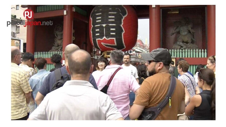 &nbspMay problema ang pag-unlad ng turismo ng Japan: hindi sapat ang mga tour guide